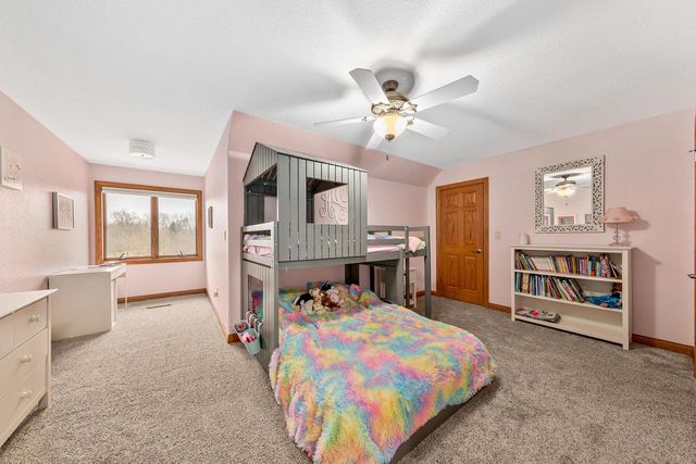 S62W28195 Ridge Valley ROAD, Waukesha, WI 53189