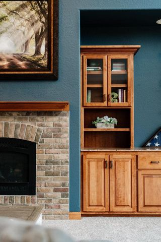 S62W28195 Ridge Valley ROAD, Waukesha, WI 53189