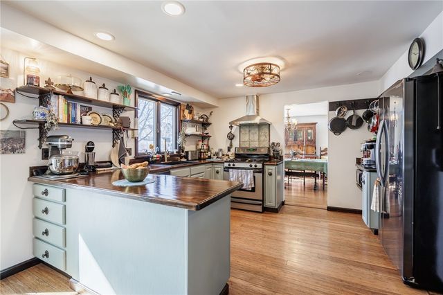 596 Ontario Drive, Ontario, NY 14519