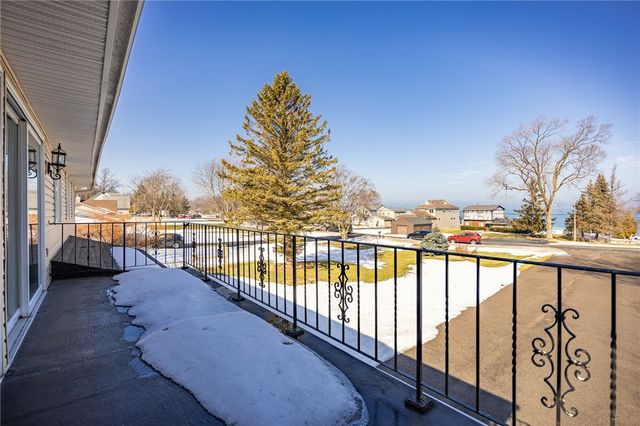 596 Ontario Drive, Ontario, NY 14519