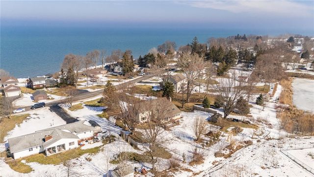 596 Ontario Drive, Ontario, NY 14519