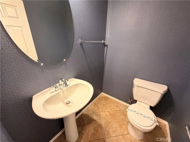 6287 Oakfield Court, Riverside, CA 92504