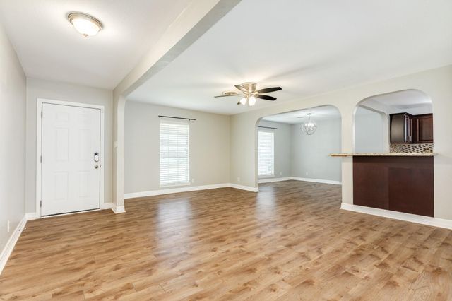 47 Adler Circle, Galveston, TX 77551