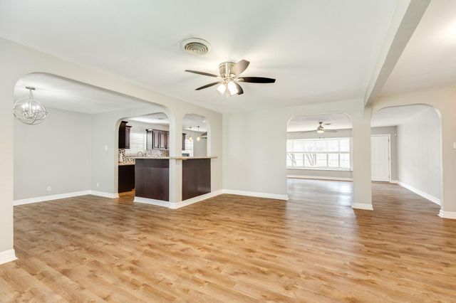47 Adler Circle, Galveston, TX 77551