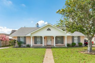 47 Adler Circle, Galveston, TX 77551
