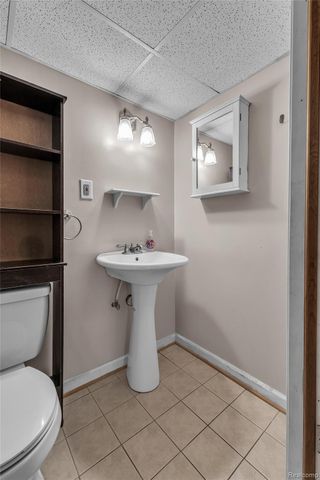 15421 McCann Street, Southgate, MI 48195