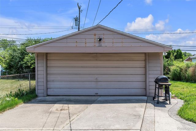 15421 McCann Street, Southgate, MI 48195