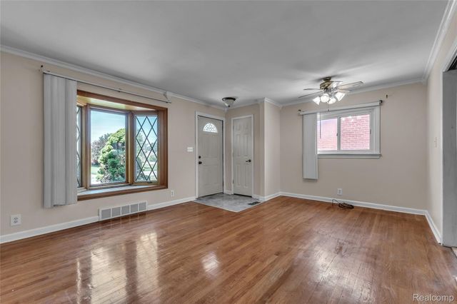 15421 McCann Street, Southgate, MI 48195