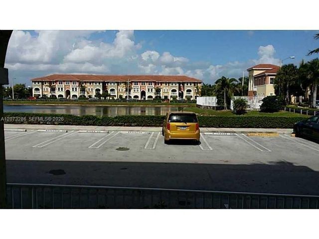 10800 NW 88th Terrace 102, Doral, FL 33178