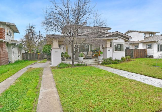 1237 N Adoline Avenue, Fresno, CA 93728