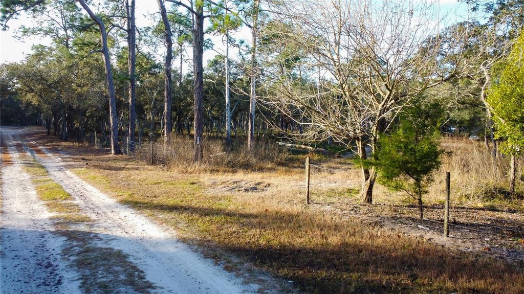 Image 6 of property listing at 17719 ORWELL ROAD, Hudson, FL 34667