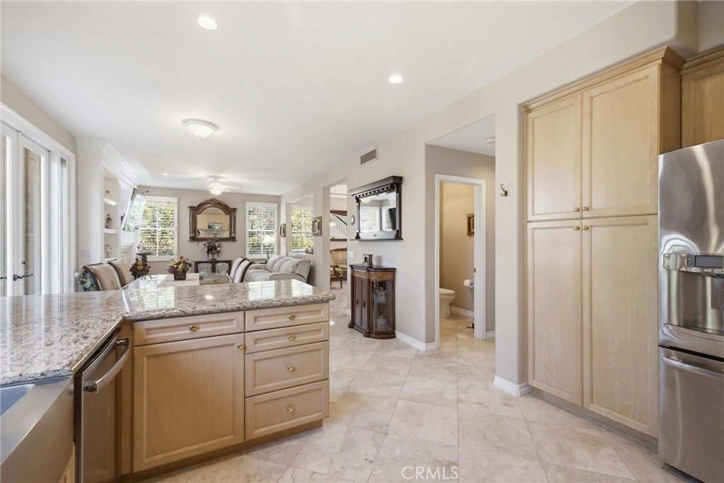 Image 19 of property listing at 12920 Mackenzie, Tustin, CA 92782