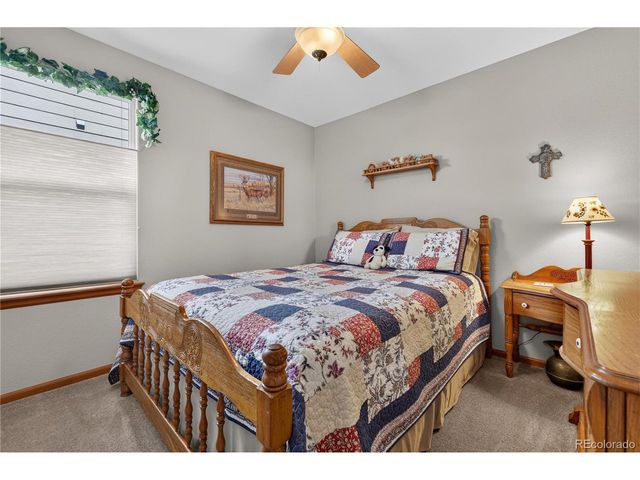 15895 Robins Dr, Denver, CO 80239