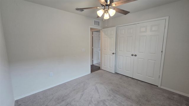 1121 Waggoner Drive, Aubrey, TX 76227