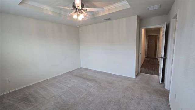 1121 Waggoner Drive, Aubrey, TX 76227