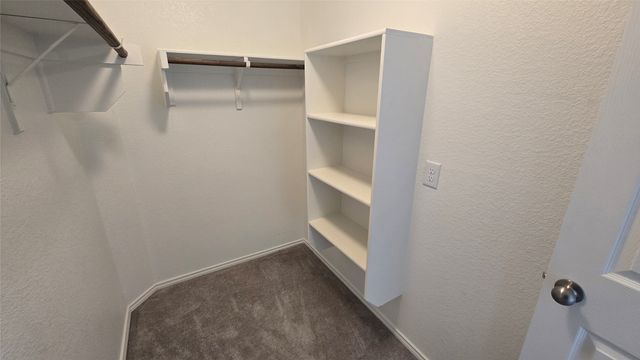 1121 Waggoner Drive, Aubrey, TX 76227