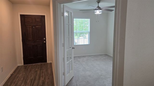 1121 Waggoner Drive, Aubrey, TX 76227