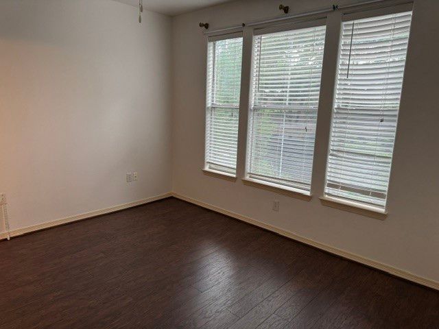 330 Las Colinas Boulevard E 348, Irving, TX 75039