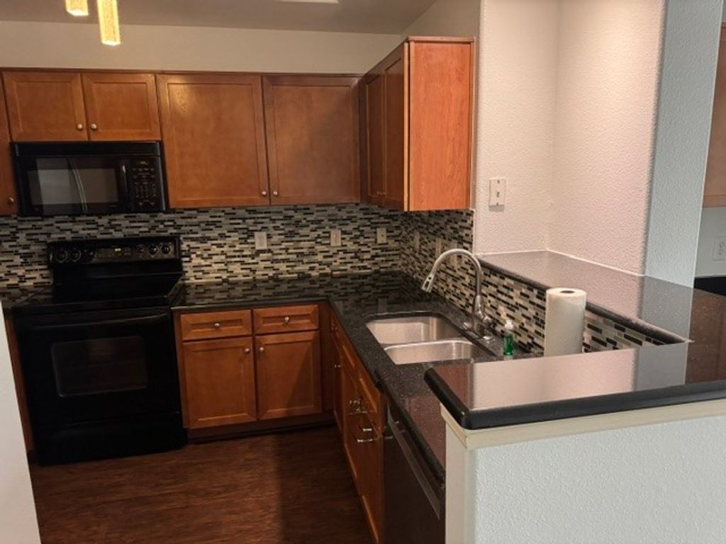 330 Las Colinas Boulevard E 348, Irving, TX 75039