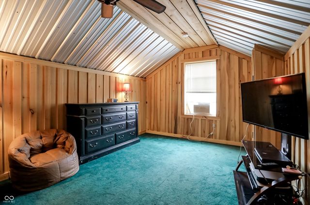9278 E Cooper Road, Morgantown, IN 46160