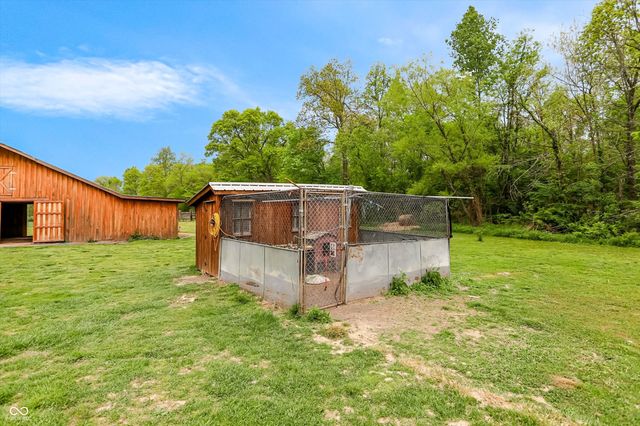 9278 E Cooper Road, Morgantown, IN 46160