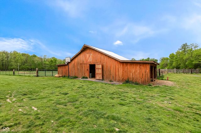 9278 E Cooper Road, Morgantown, IN 46160
