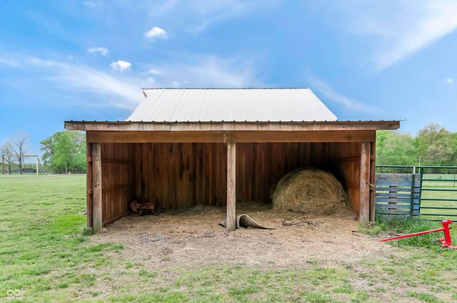 9278 E Cooper Road, Morgantown, IN 46160