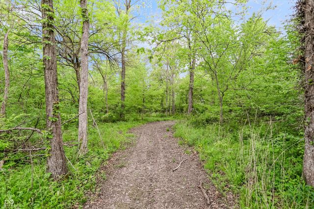 9278 E Cooper Road, Morgantown, IN 46160