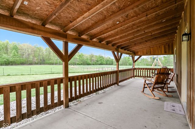 9278 E Cooper Road, Morgantown, IN 46160