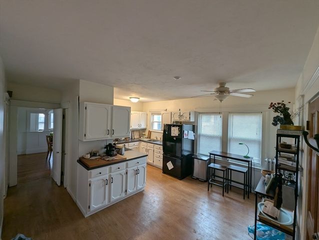 95 Longfellow Rd 1, Worcester, MA 01602