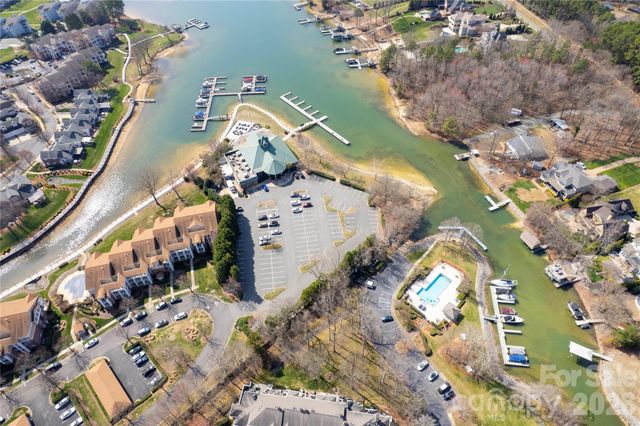 18754 Silver Quay Drive, Cornelius, NC 28031