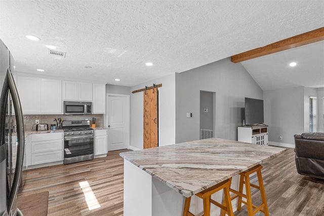 11050 Antioch Road, Midway, TX 75852