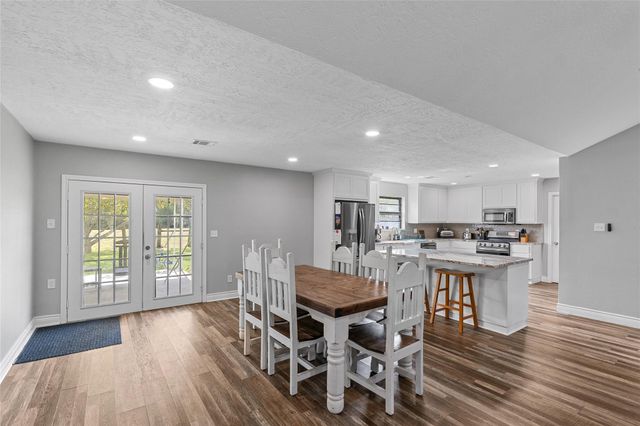 11050 Antioch Road, Midway, TX 75852