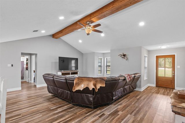 11050 Antioch Road, Midway, TX 75852