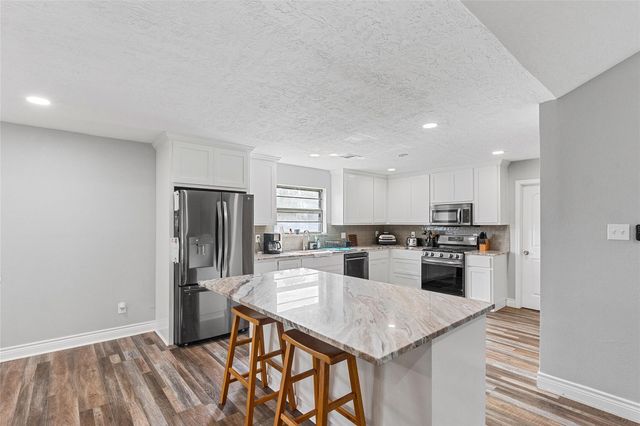 11050 Antioch Road, Midway, TX 75852