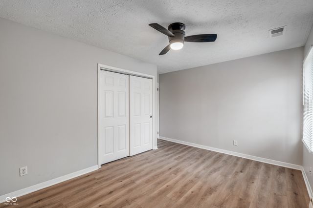 5615 Knoxville Drive, Indianapolis, IN 46221