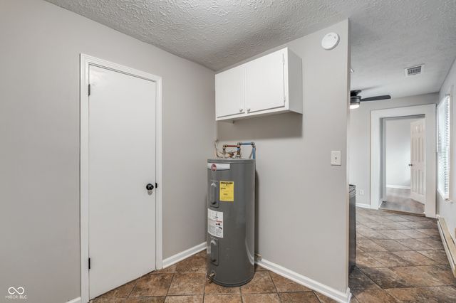 5615 Knoxville Drive, Indianapolis, IN 46221