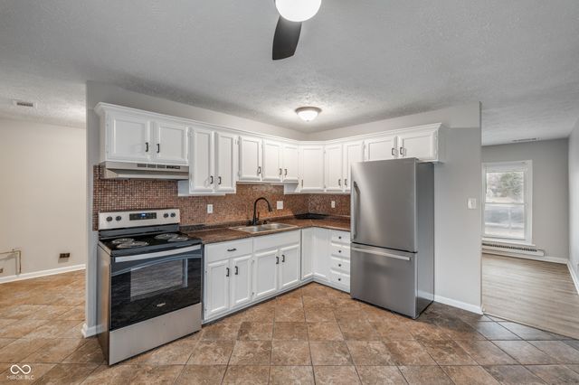 5615 Knoxville Drive, Indianapolis, IN 46221