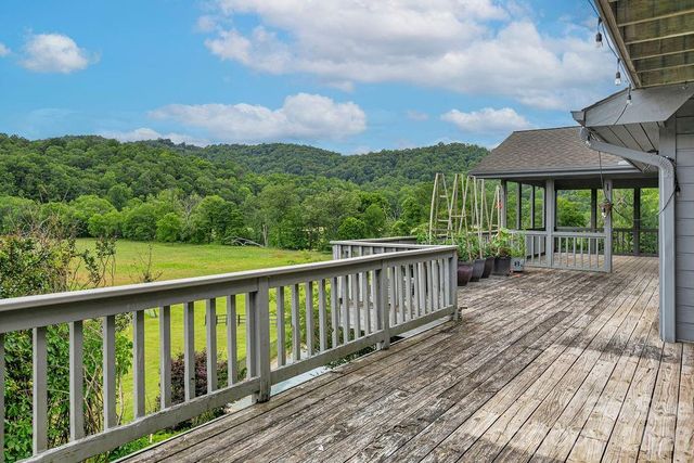 547 Windover Drive, Brevard, NC 28712
