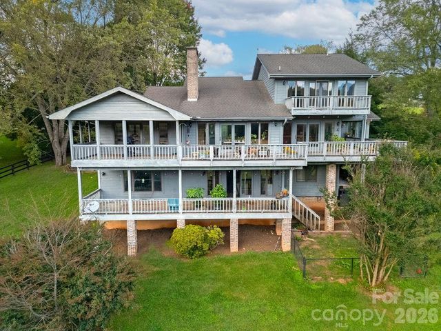 547 Windover Drive, Brevard, NC 28712