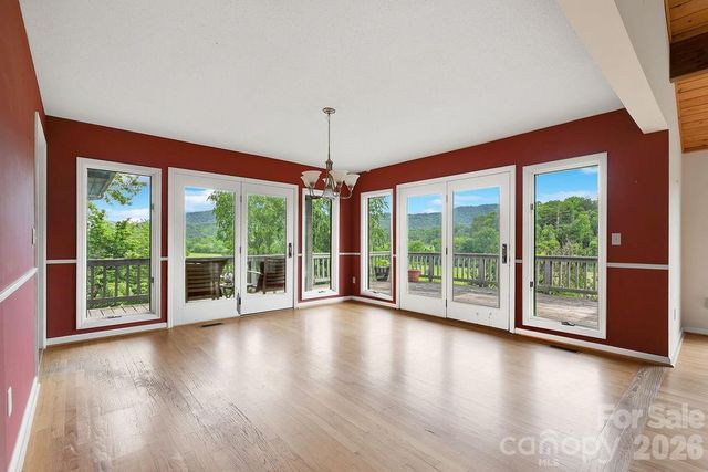 547 Windover Drive, Brevard, NC 28712