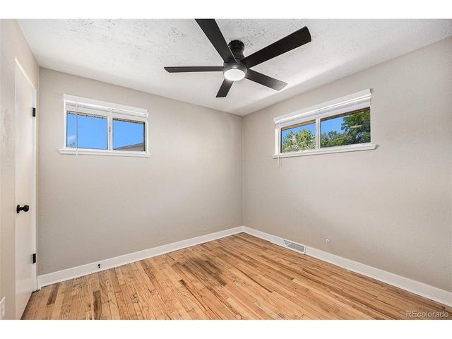 1150 Rosemary St, Denver, CO 80220