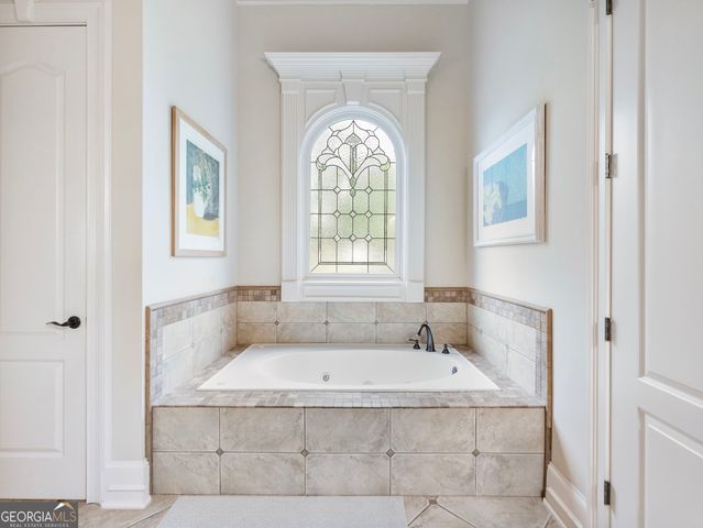 2352 Crimson King Drive, Braselton, GA 30517
