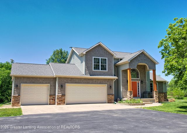 2729 Misty Lane, Charlotte, MI 48813