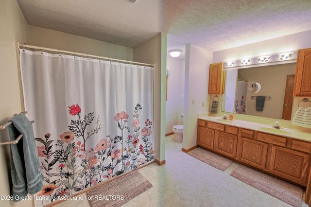 2729 Misty Lane, Charlotte, MI 48813