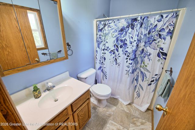 2729 Misty Lane, Charlotte, MI 48813