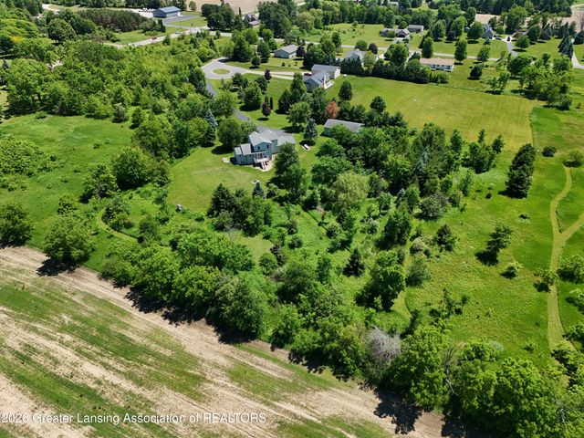 2729 Misty Lane, Charlotte, MI 48813