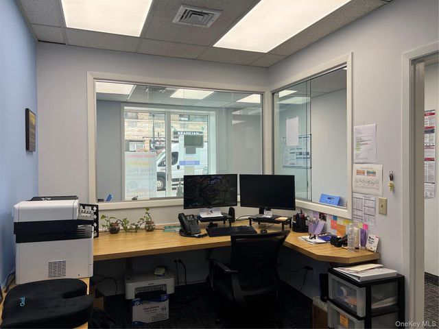 15 Glen Street 101, Glen Cove, NY 11542