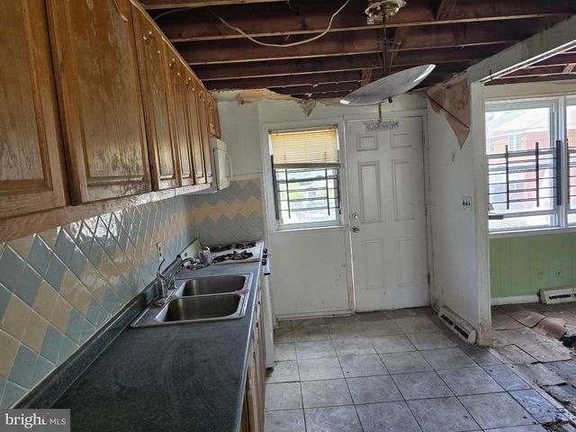 5542 WHITBY RD, Baltimore, MD 21206