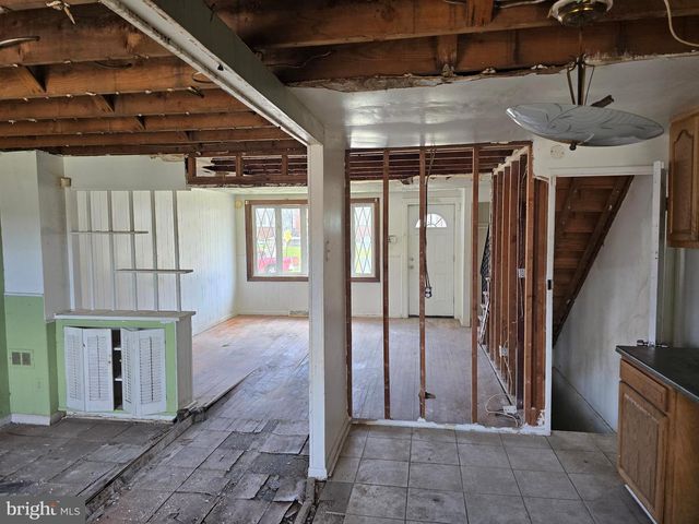 5542 WHITBY RD, Baltimore, MD 21206